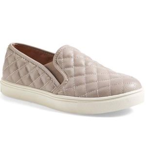 Steve Madden women’s slip-on sneaker